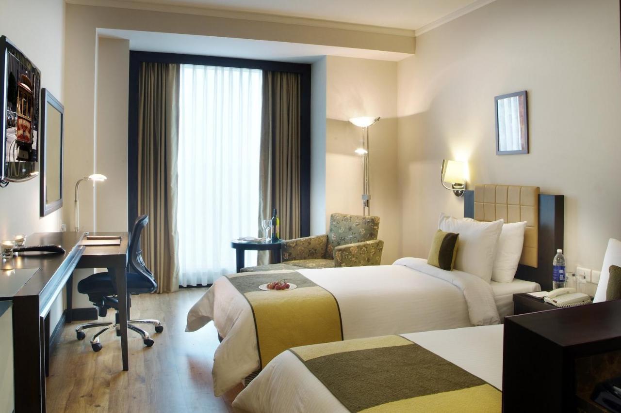 Goldfinch Hotel Delhi Ncr Faridabad Exterior photo