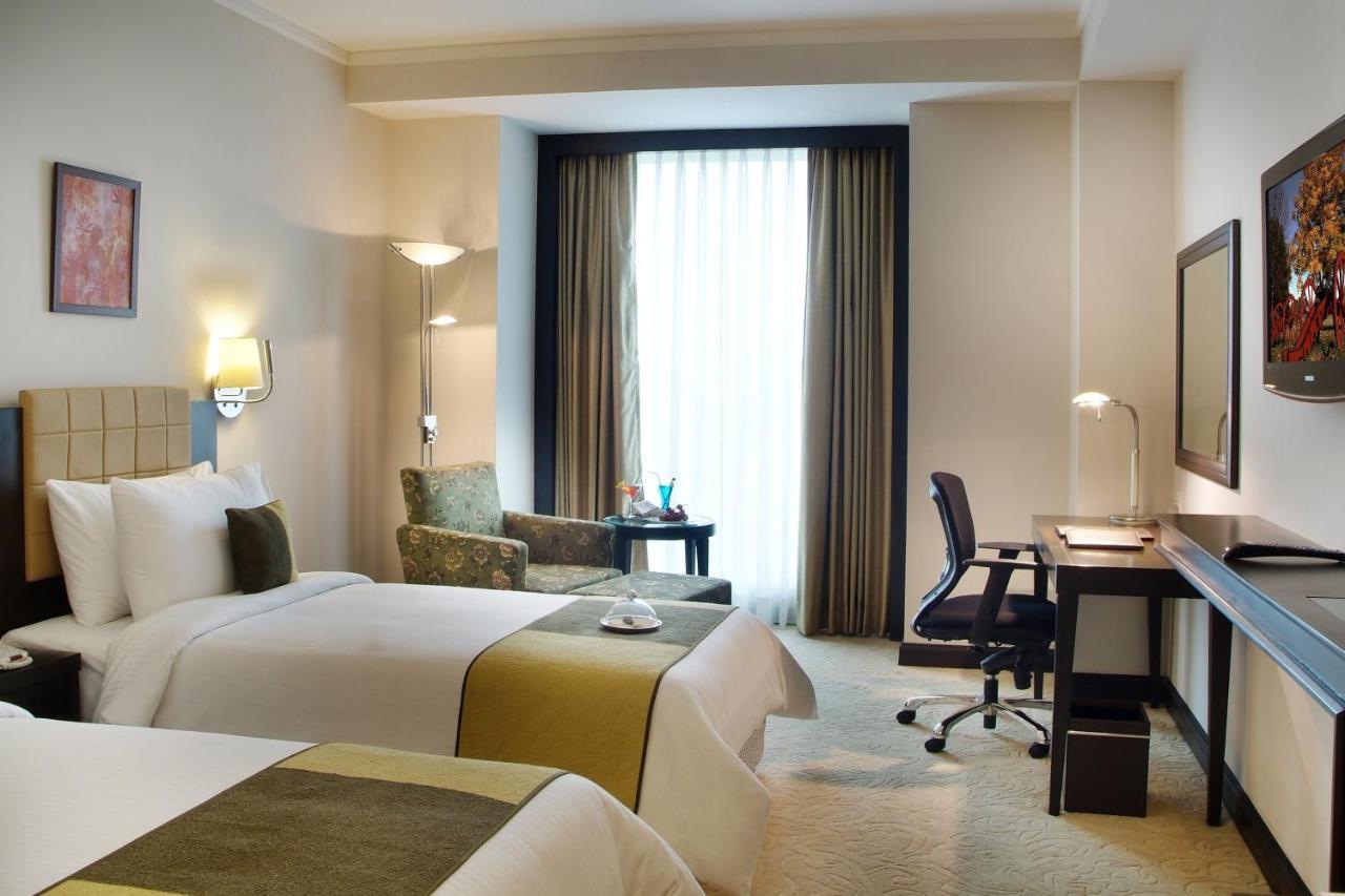 Goldfinch Hotel Delhi Ncr Faridabad Exterior photo