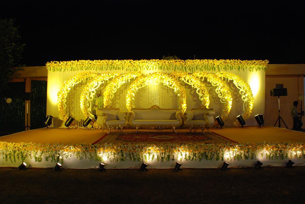 Goldfinch Hotel Delhi Ncr Faridabad Exterior photo