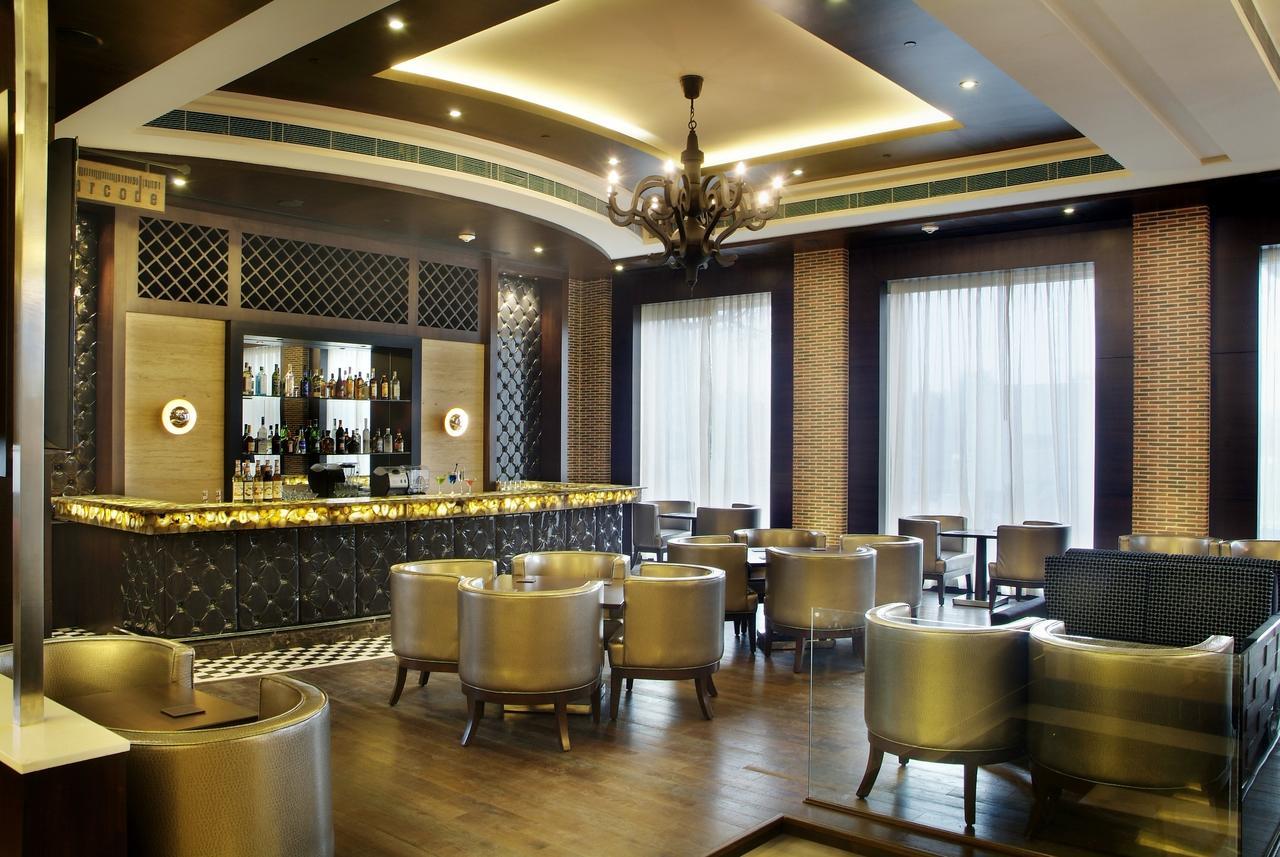 Goldfinch Hotel Delhi Ncr Faridabad Exterior photo