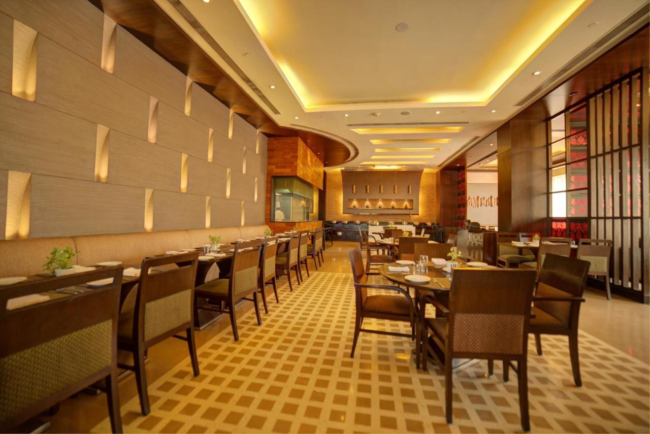 Goldfinch Hotel Delhi Ncr Faridabad Exterior photo