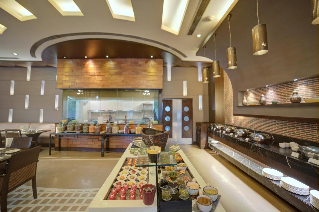 Goldfinch Hotel Delhi Ncr Faridabad Exterior photo