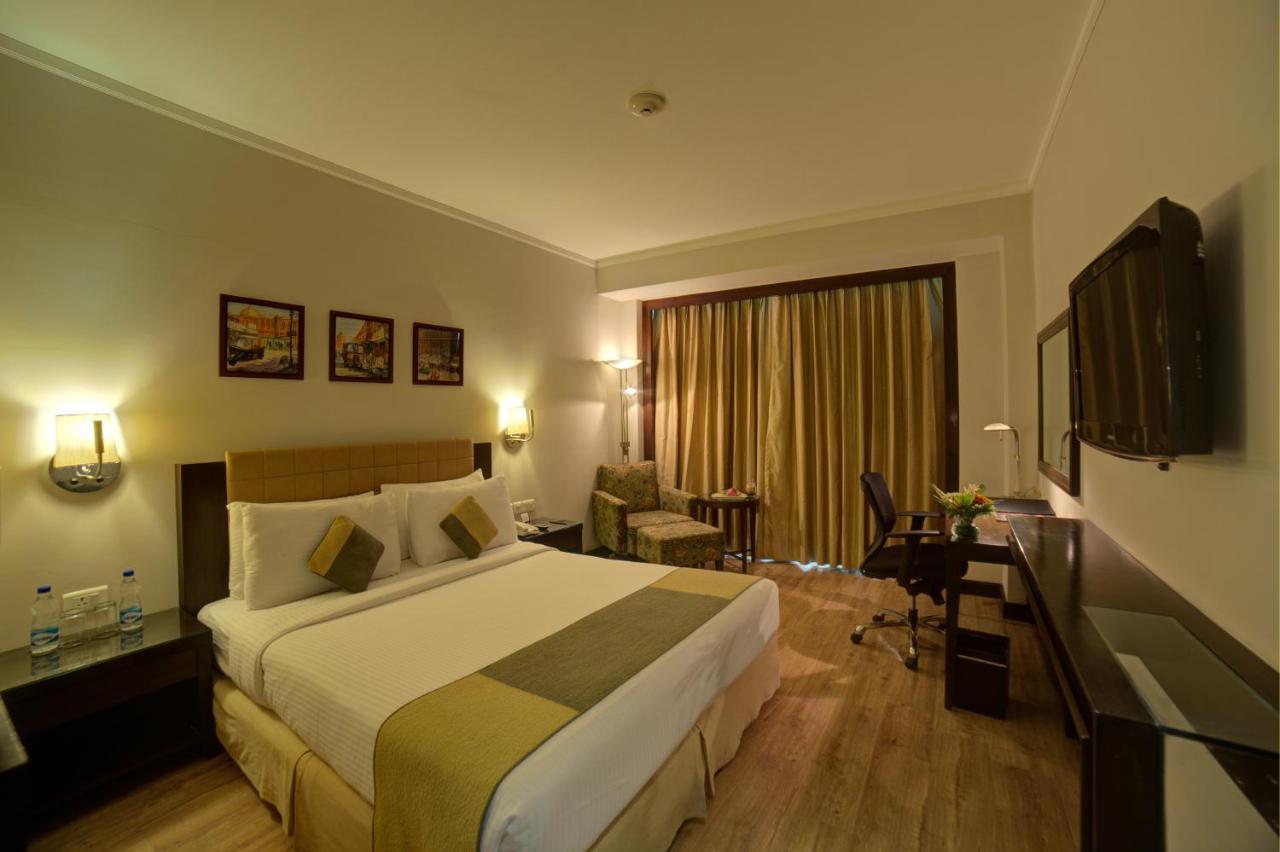 Goldfinch Hotel Delhi Ncr Faridabad Exterior photo